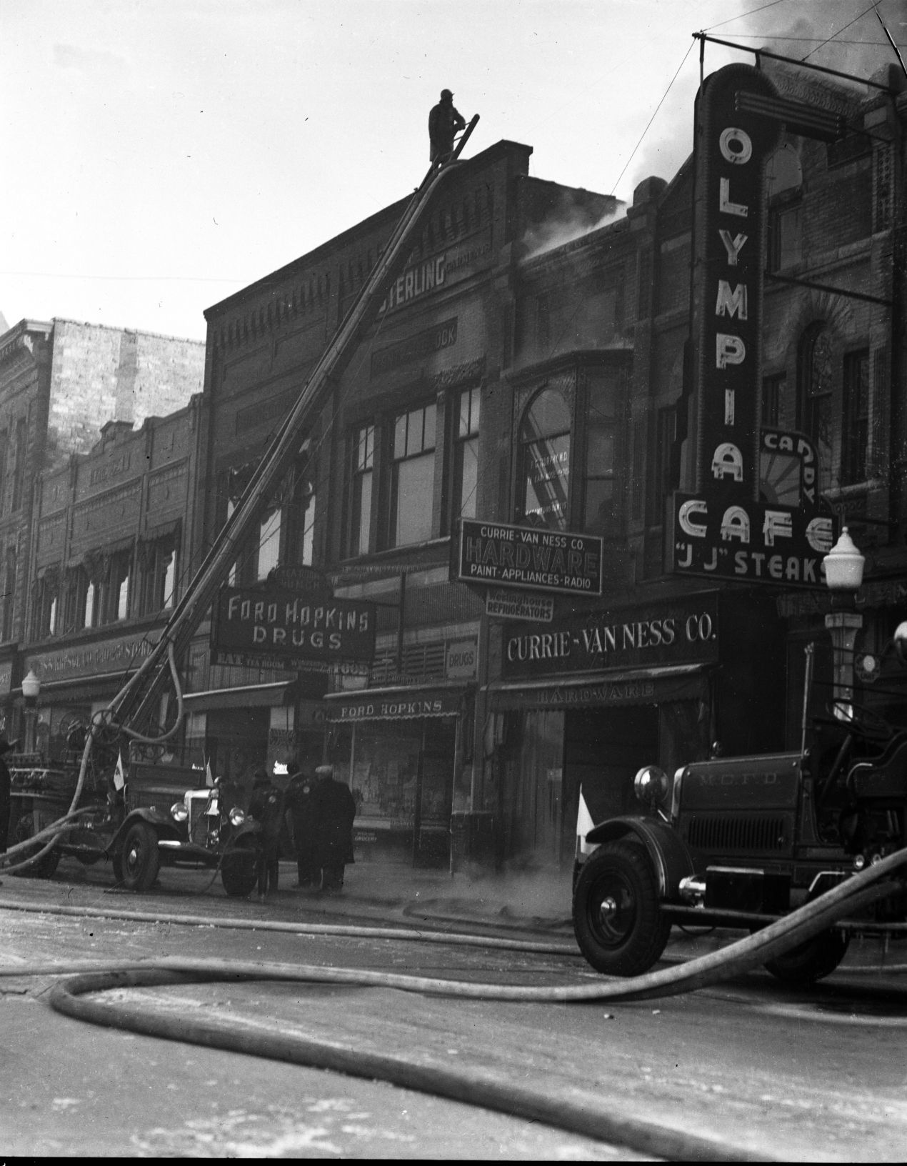 Curries fire 1937 #4.jpg
